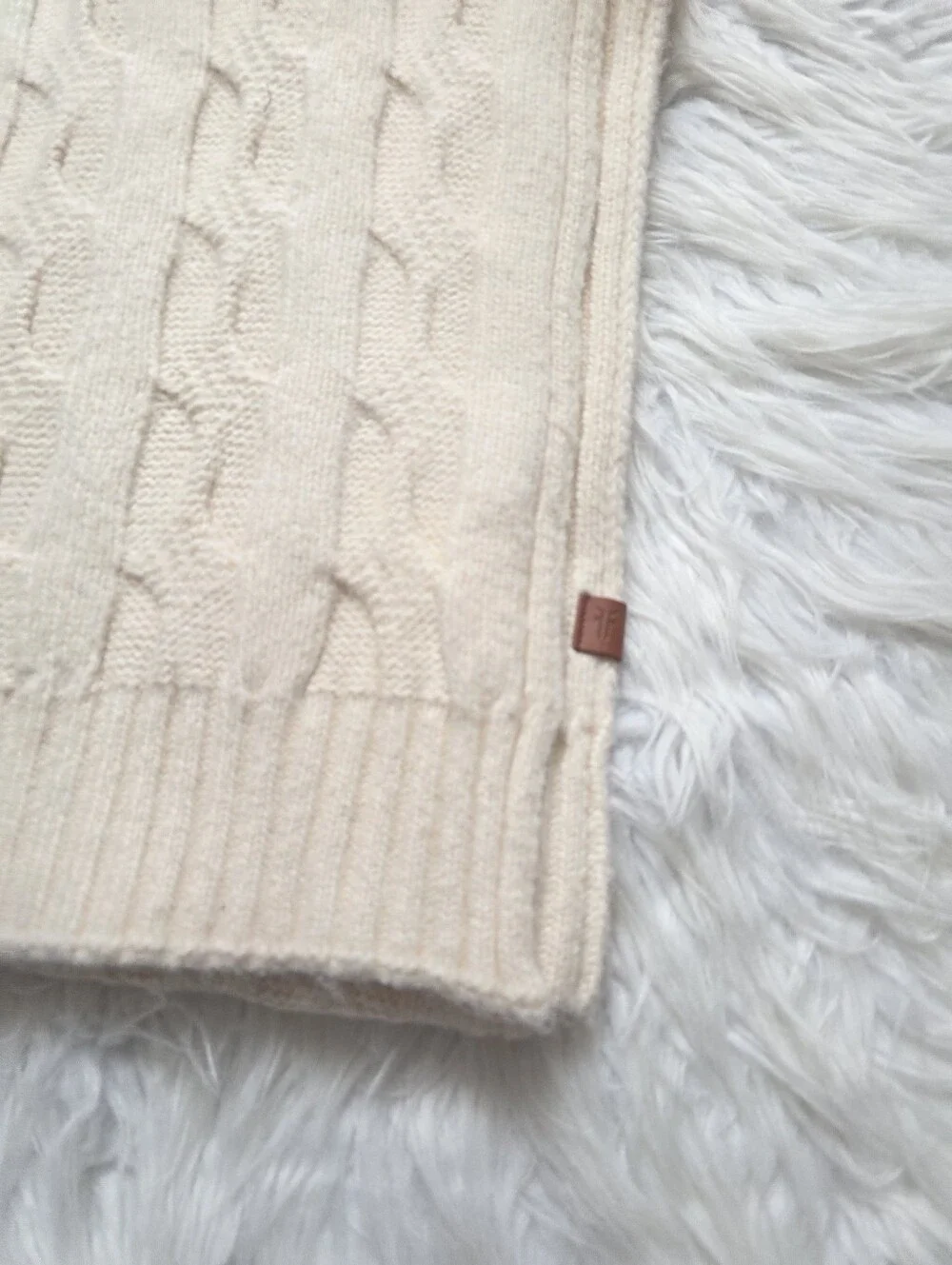 Frye Neutral Cable Knit Cream Scarf